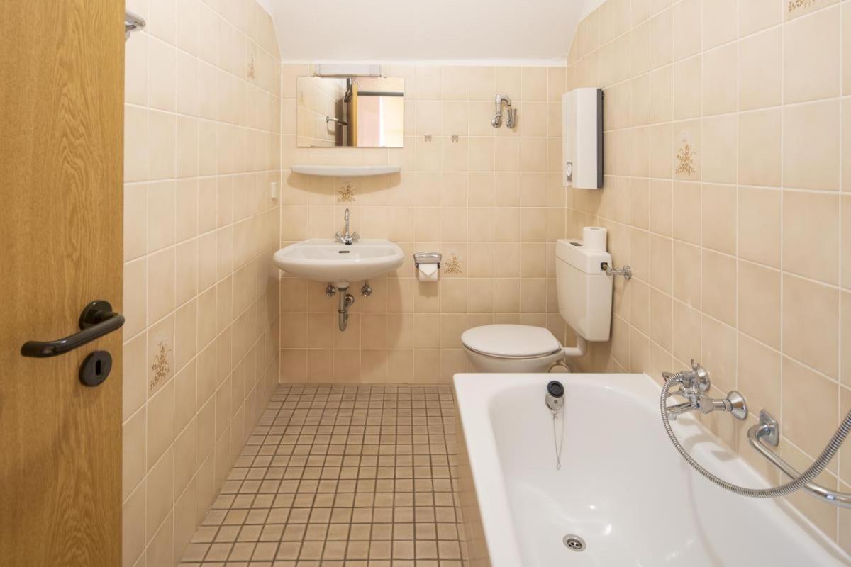 Helle 93M2 Fewo Mit 2 Schlafzimmern Am Edersee Scheid  المظهر الخارجي الصورة
